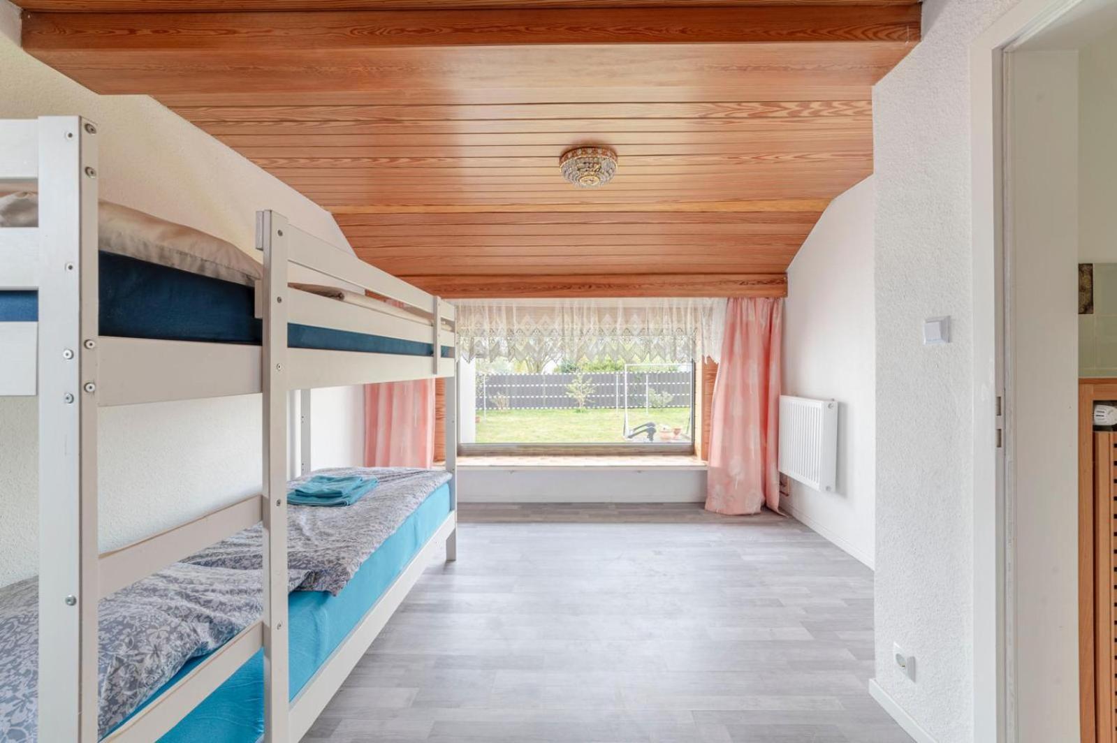 Cozy Villa With Garden, Balcony And Parking Area In Duesseldorf — Fotos 3